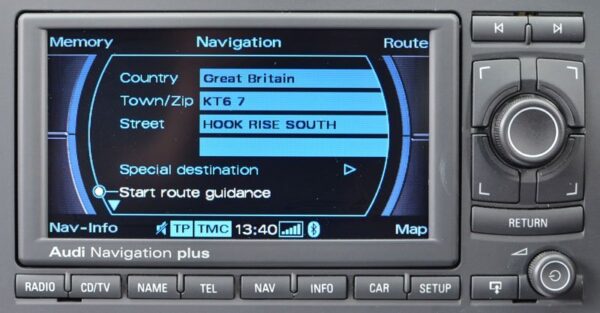 AUDI RNS-E NAVIGATIEKAART UPDATE FLITSPALEN + 7-CIJFERIGE POSTCODE DVD EUROPA 2016